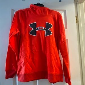 BNWOT Under Armour hooded sweatshirt